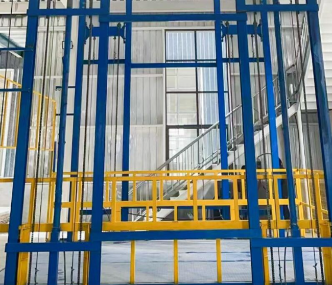 鸡冠升降货梯载重范围在多少